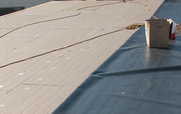 disadvantages of Llanfihangel Y Traethau flat roof insulation